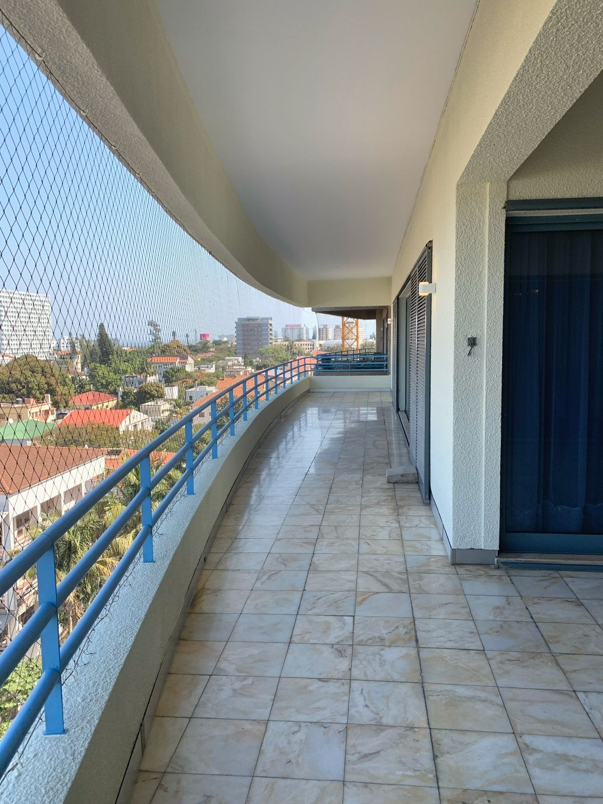 Arrenda-se Apartamento T3 Com Vista Para o Mar no Polana