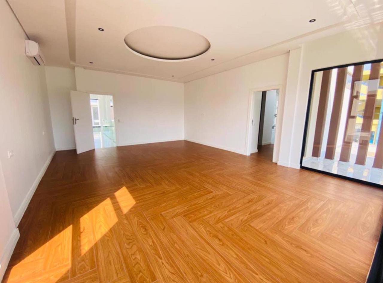 Moradia de Luxo T4 no Triunfo - foto 8